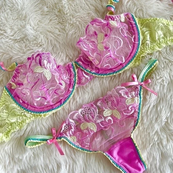 Rare Victoria’s Secret Fairy Lingerie Set